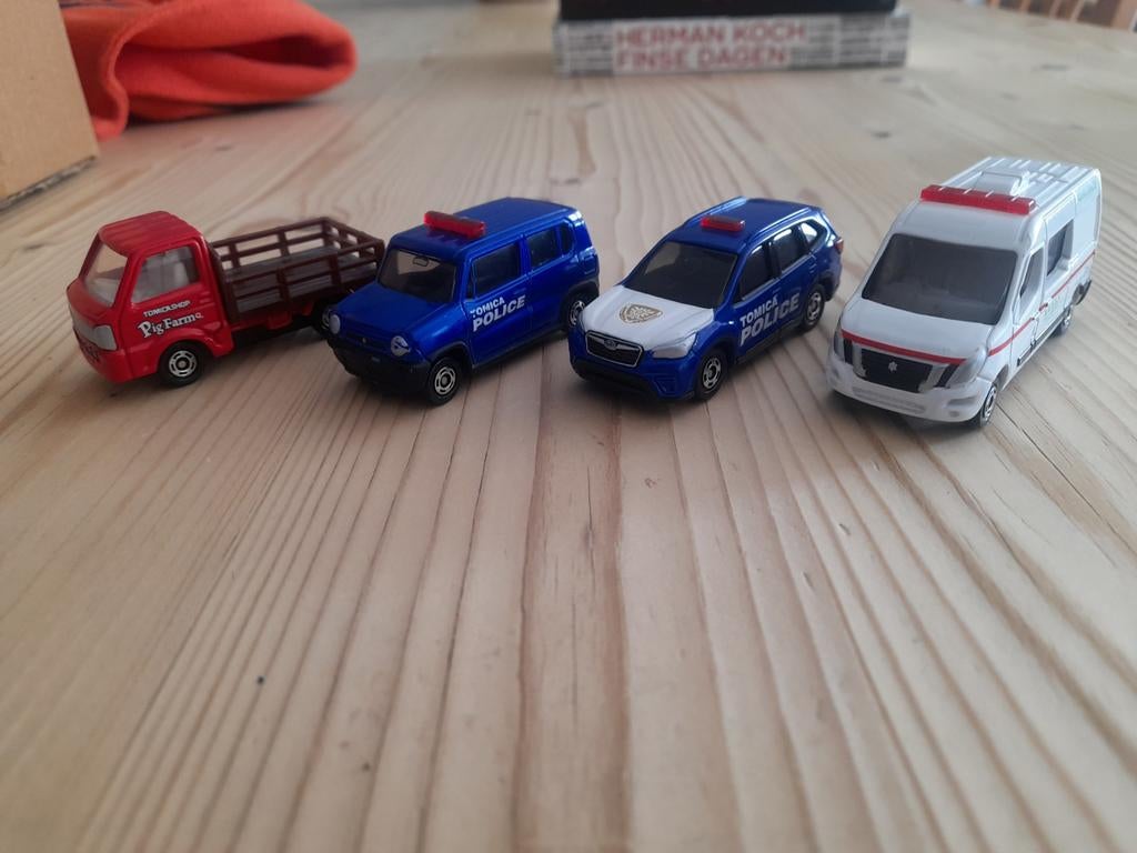 4 x Tomica, Ophalen of Verzenden, Nieuw, Auto, Overige merken