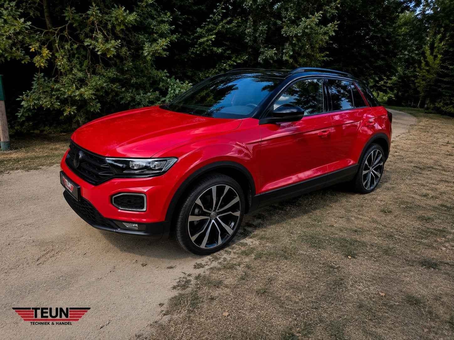 Volkswagen T-Roc 2.0 TSI 190pk 4Motion DSG trekhaak, Automaat, Stof, 14 km/l, Vierwielaandrijving