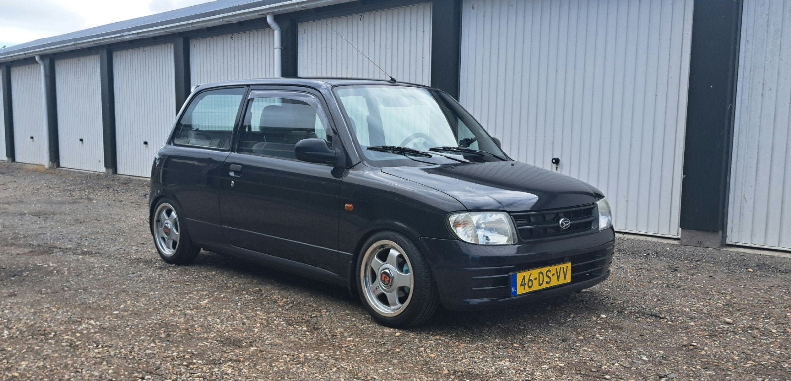 Daihatsu Cuore 1.0 40KW 1999 Zwart, Auto's, Voorwielaandrijving, 18 €/maand, 4 stoelen, Cuore