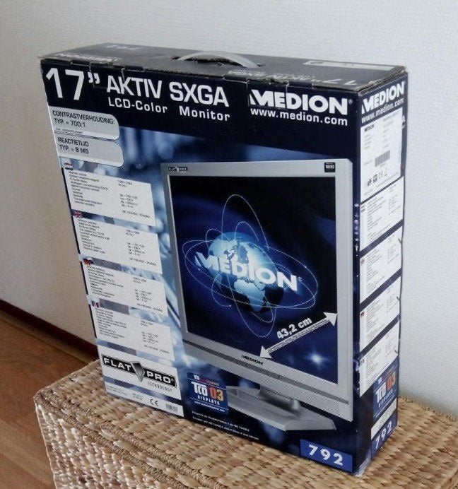 Monitor, gratis op te halen, Computers en Software, Monitoren, Ophalen, Gebruikt, Medion, Overige typen