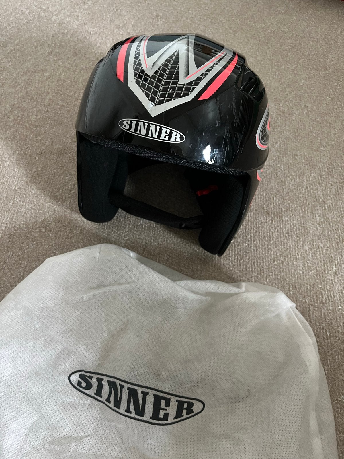 Sinner skihelm XS 53/54 - Zwart/roze, Sport en Fitness, Skiën en Langlaufen, Overige merken, Overige typen, Ophalen of Verzenden