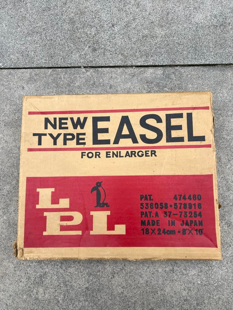 LPL New Type Easel voor Vergroter - 18x24cm / 8x10 inch, Audio, Tv en Foto, Ophalen of Verzenden, Zo goed als nieuw, Doka-onderdelen