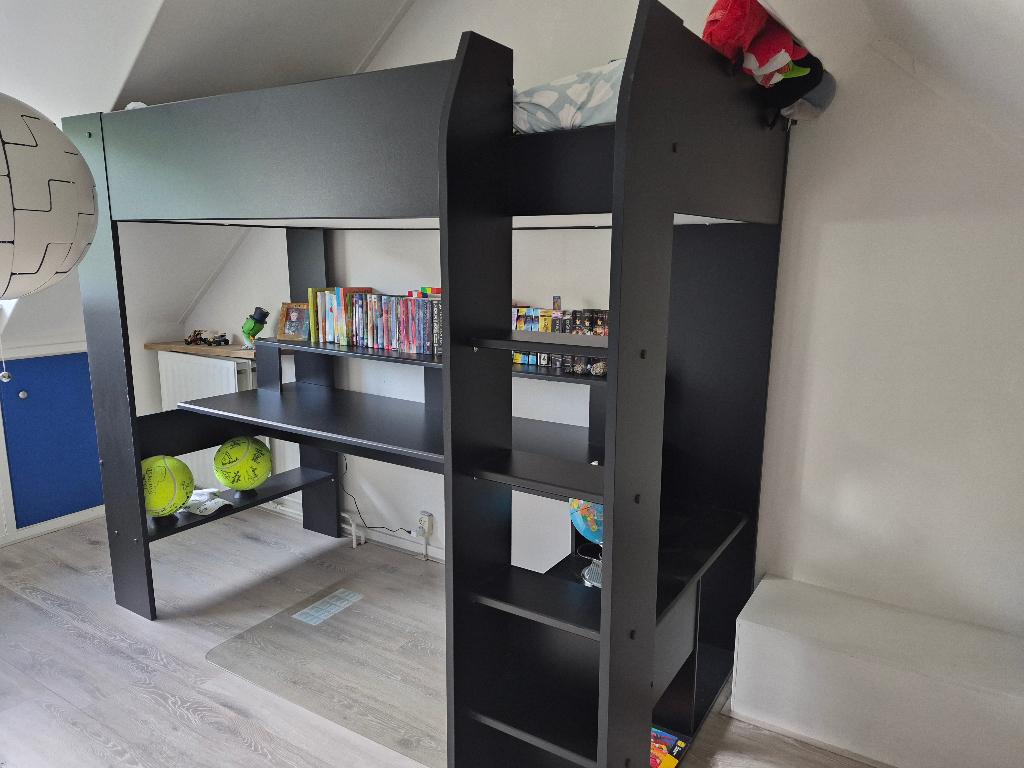 Hoogslaper -  Gamer met bureau  90X200, Huis en Inrichting, Ophalen, Gebruikt, Eenpersoons, 160 tot 180 cm