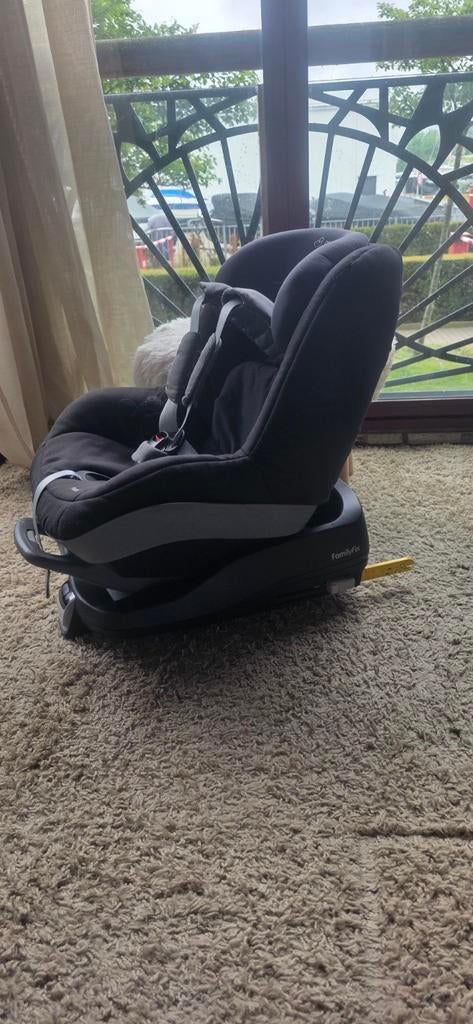 Maxi-Cosi FamilyFix autostoel met slaapstand, Kinderen en Baby's, Autostoeltjes, Gebruikt, Maxi-Cosi, 9 t/m 18 kg, Isofix, Slaapstand
