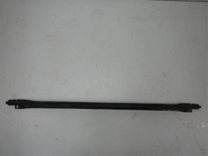 VW Up! 1S0 Bumperbalk Voorzijde Geleider Onderstrip, Ophalen of Verzenden, Gebruikt