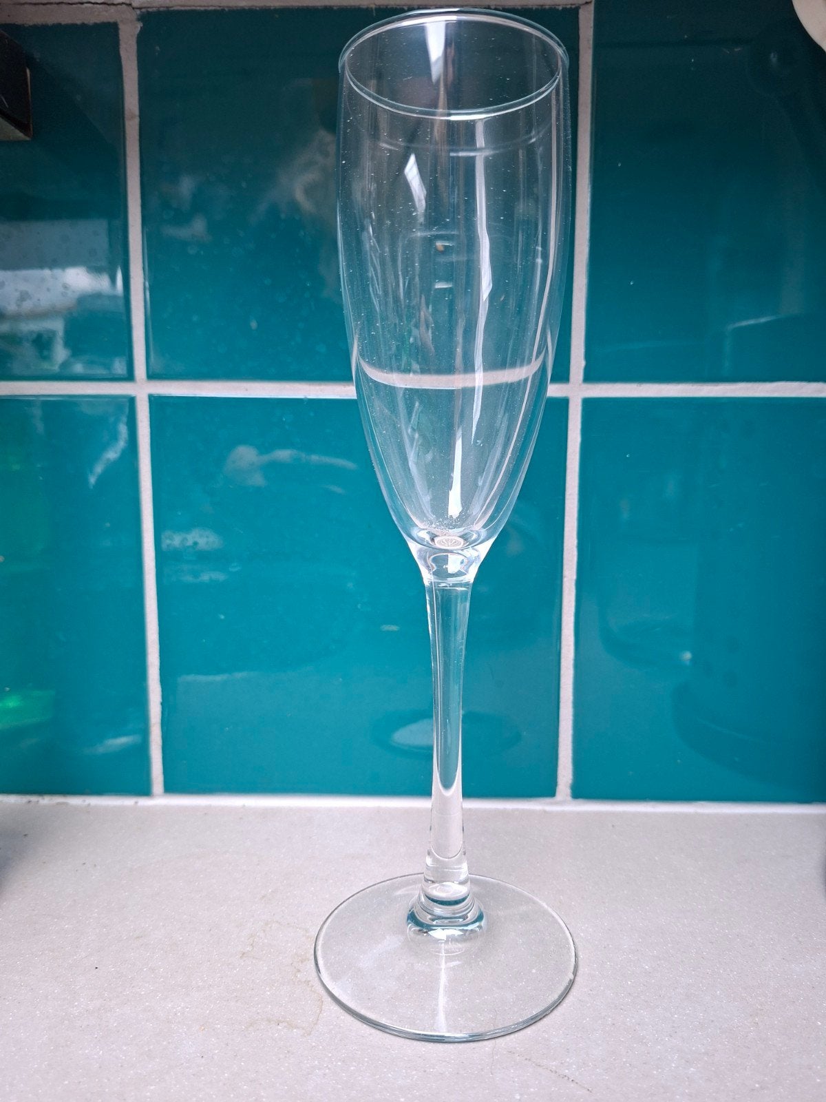 48 champagne glazen metro dina 17 cl classic shape, Ophalen