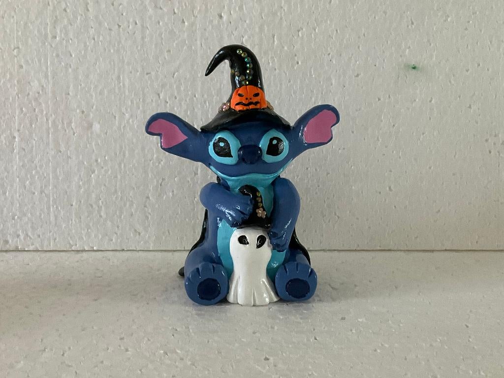 Disney lilo en stitch  - Stitch beeldje - halloween, Ophalen of Verzenden, Overige figuren, Zo goed als nieuw, Beeldje of Figuurtje