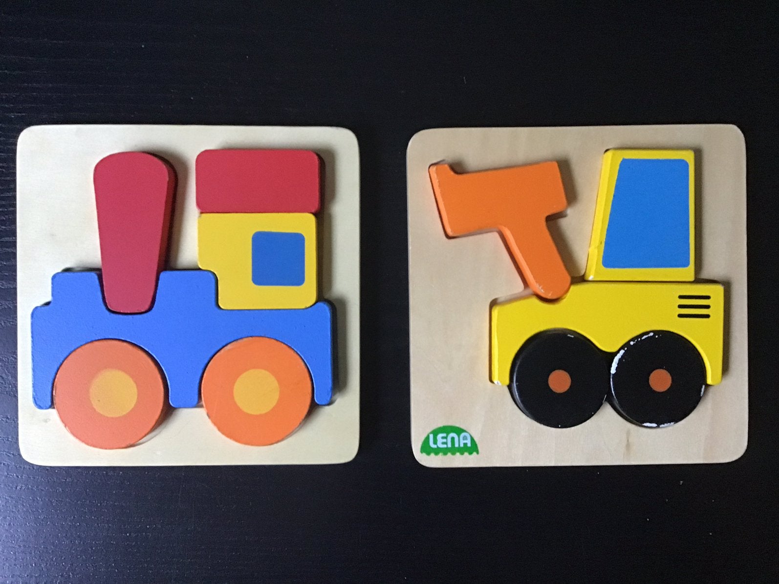 Houten blok puzzel trein + shovel., Kinderen en Baby's, Speelgoed | Kinderpuzzels, Ophalen of Verzenden, Zo goed als nieuw