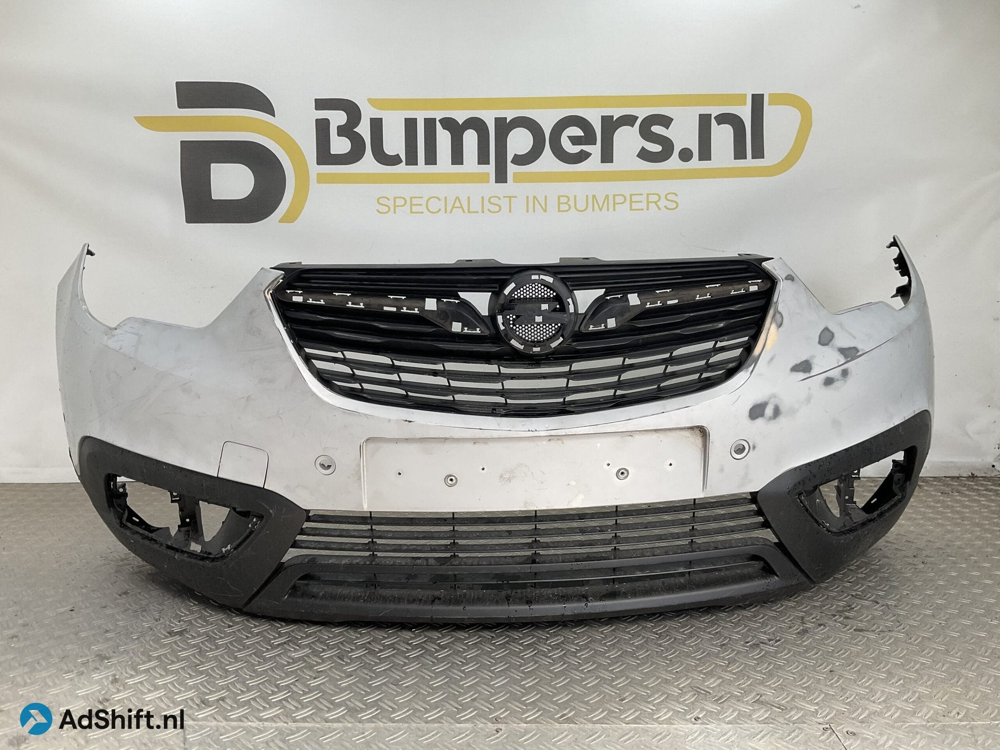 Bumper Opel Crossland pdc 17-22 475498858 39097382 Voorbumpe, Auto-onderdelen, Bumper