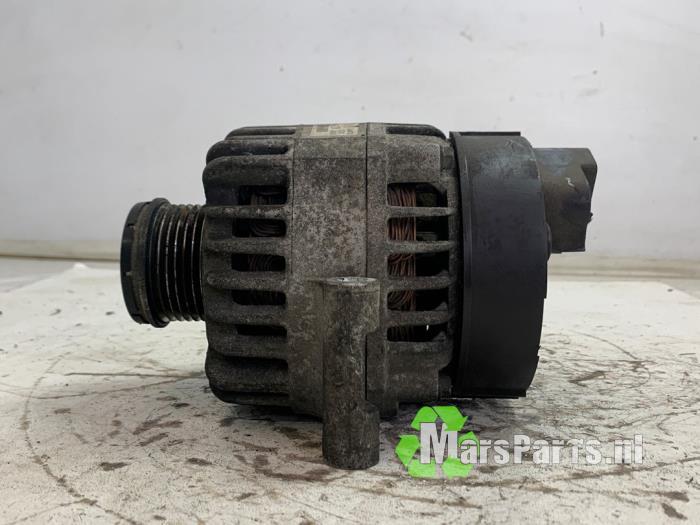 Dynamo van een Opel Combo, Gebruikt, -, -, Opel