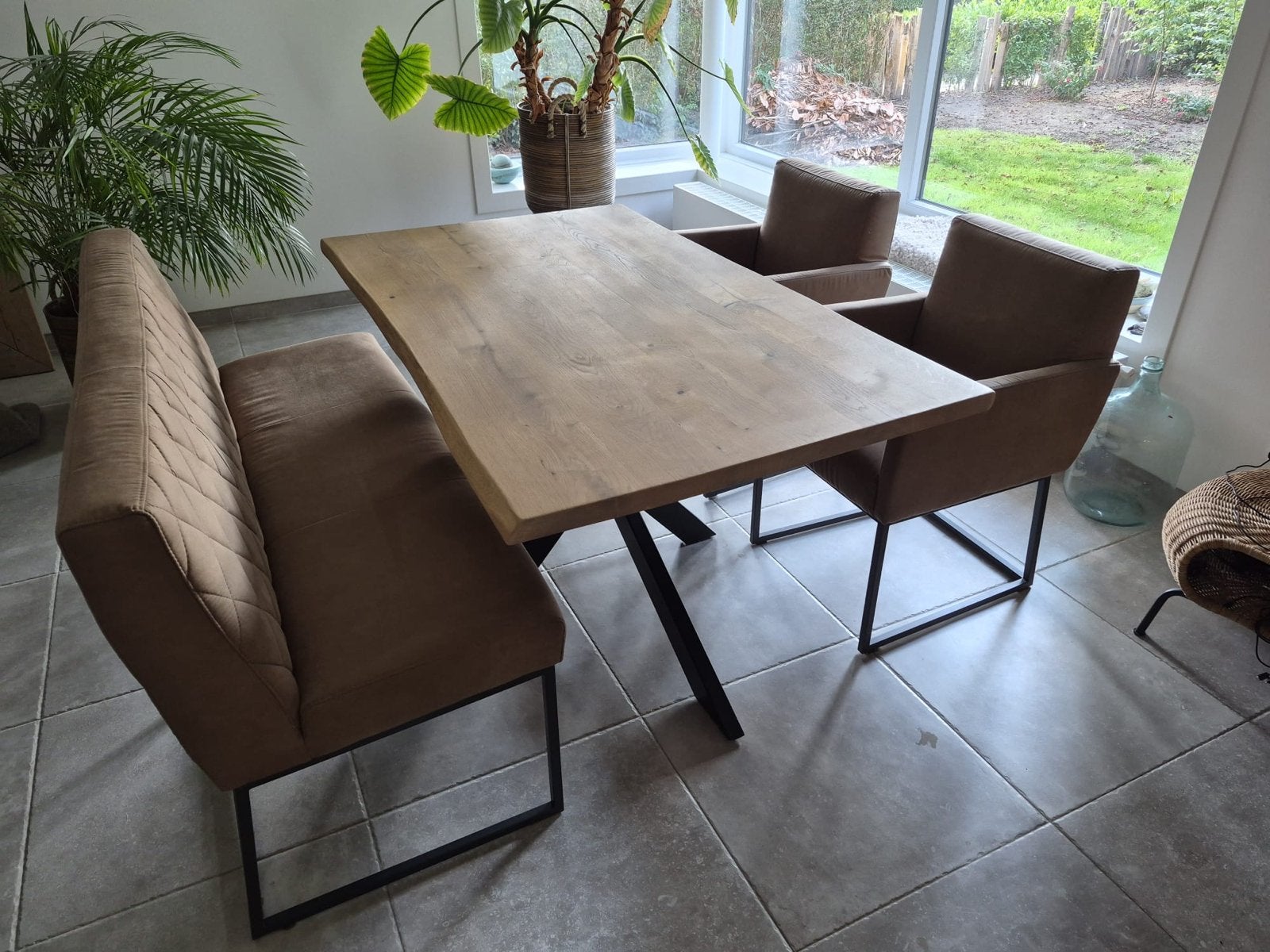 Eikenhouten eettafel met bank en stoelen - Zo goed als nieuw, Ophalen, Eikenhout, 50 tot 100 cm, Zo goed als nieuw