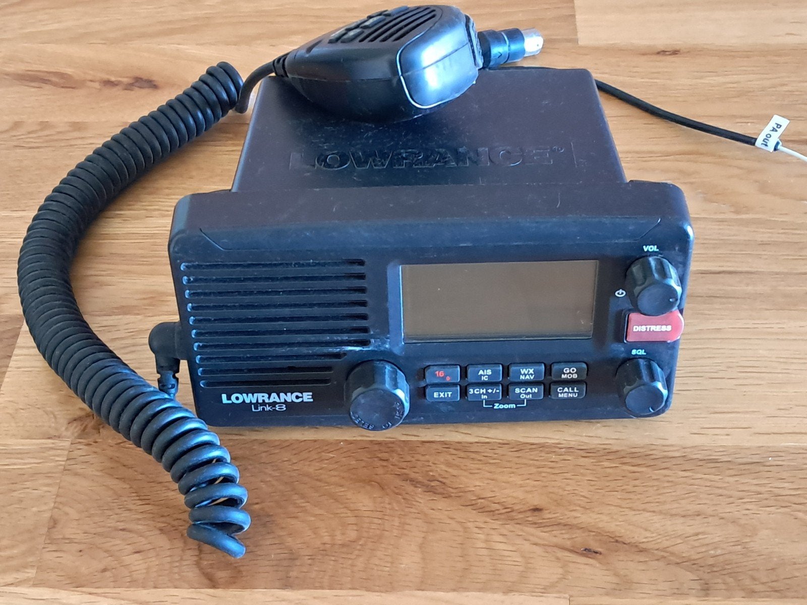 Lowrance Link-8 Marifoon - Zo goed als nieuw, Watersport en Boten, Accessoires en Onderhoud, Ophalen of Verzenden