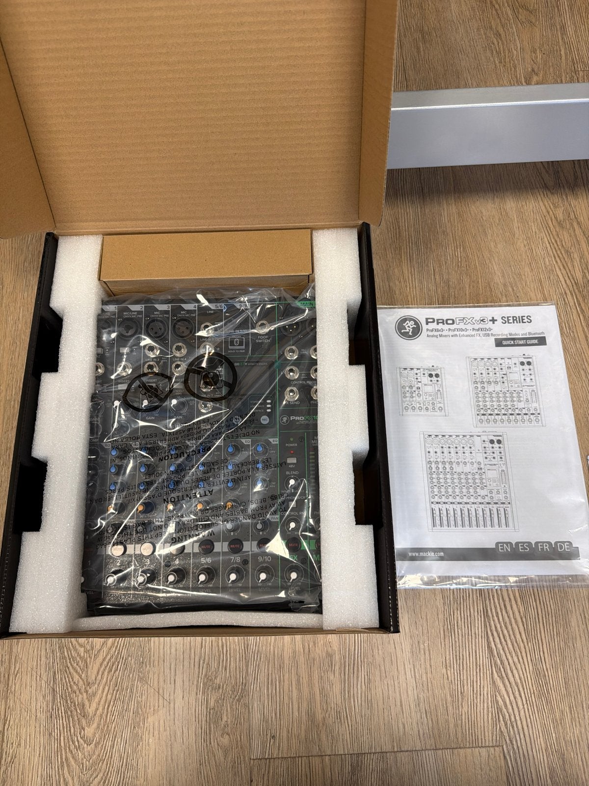 Mackie ProFX10v3+ Professionele 10-kanaals Mixer, Muziek en Instrumenten, Ophalen of Verzenden, Zo goed als nieuw, 5 tot 10 kanalen