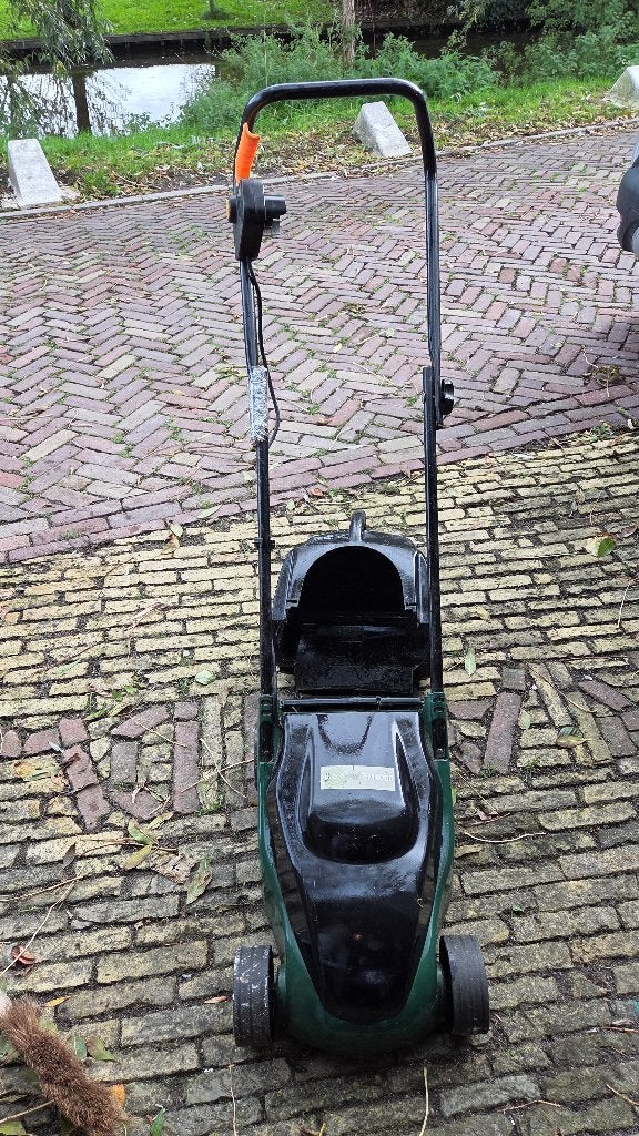 Gratis op te halen, Ophalen of Verzenden, Gebruikt, Elektrische grasmaaier, Elektrische starter