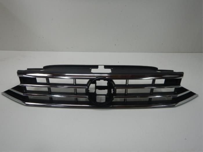 VW Passat B8 Facelift R-Line Grille Chrome, Auto-onderdelen, Overige Auto-onderdelen, Ophalen of Verzenden, Gebruikt