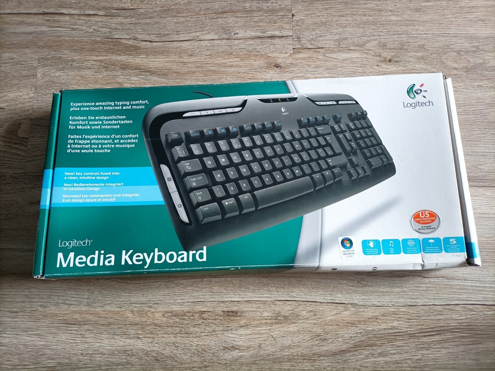 Logitech Media Keyboard - Nieuw in doos, Ophalen, Logitech, Multimediatoetsen, Nieuw