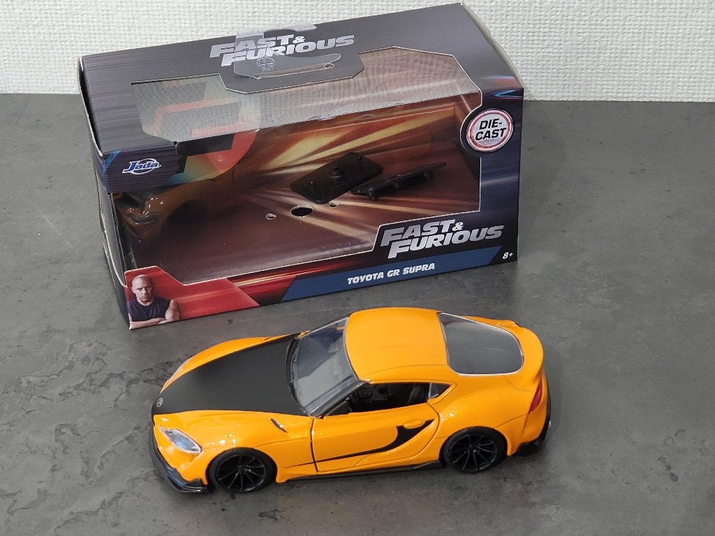 Jada Fast & Furious Toyota GR Supra Die-Cast Model 1:32, Hobby en Vrije tijd, Modelauto's | 1:32, Ophalen of Verzenden, Zo goed als nieuw