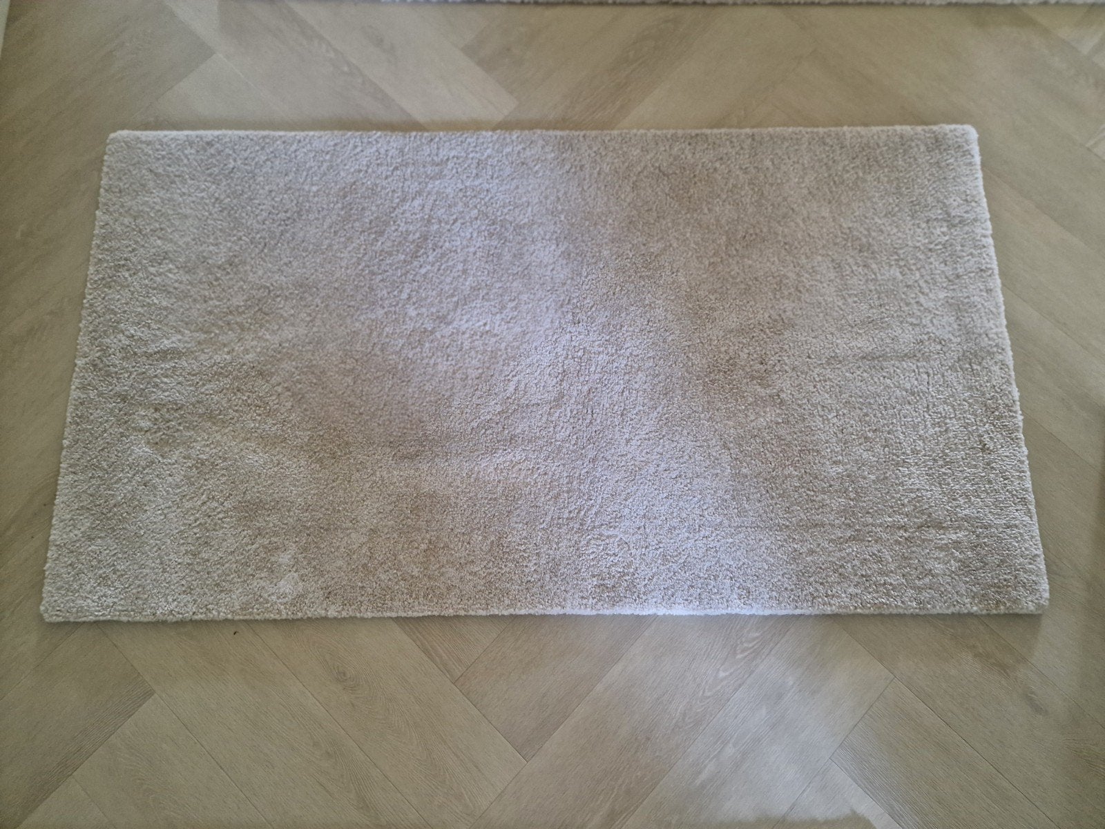 vloerkleed, laagpolig ecru beige creme, Beige, Zo goed als nieuw, Rechthoekig, 50 tot 100 cm