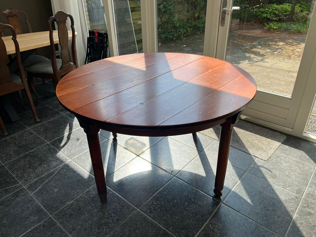 Prachtige uittrekbare kersen houten tafel., Huis en Inrichting, Tafels | Eettafels, 100 tot 150 cm, Rond, 200 cm of meer, Ophalen of Verzenden