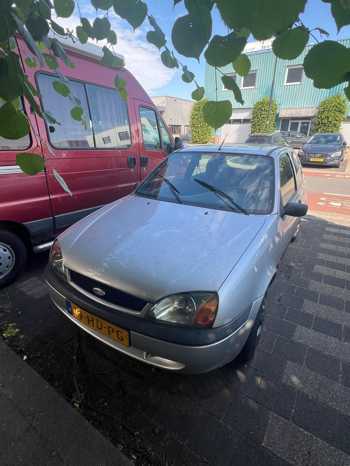Ford Fiësta 1.3 I 3DR 2001 Grijs, Auto's, Voorwielaandrijving, 1299 cc, 40 €/maand, 4 cilinders