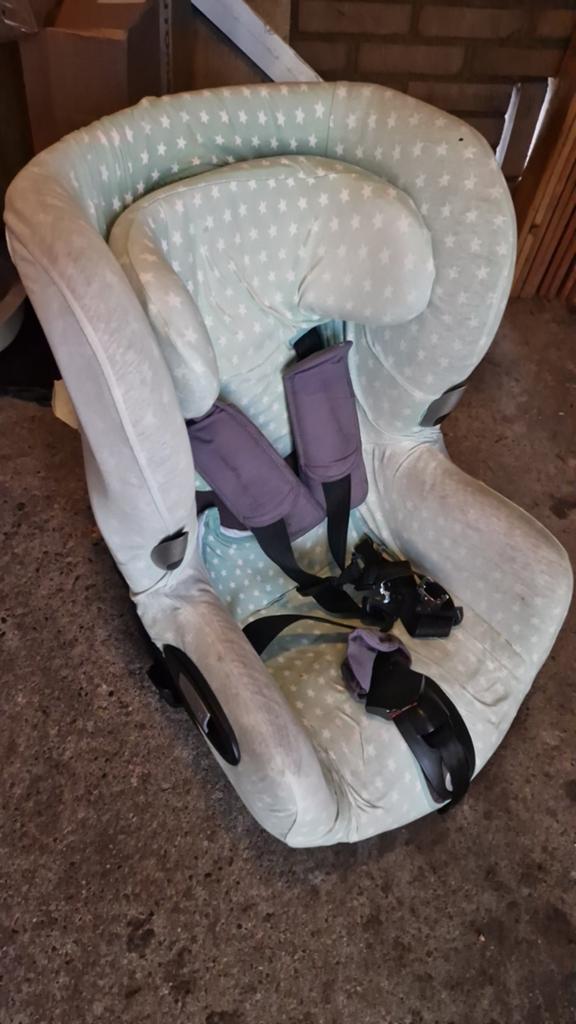 Maxi cosi axiss autostoel, Kinderen en Baby's, Autostoeltjes, Gebruikt, Maxi-Cosi, 9 t/m 18 kg, Autogordel, Ophalen