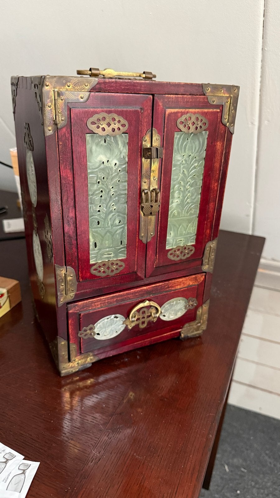 Vintage Chinese sieradenkastje van hout, Antiek en Kunst, Doos, China, 32 cm, Rood
