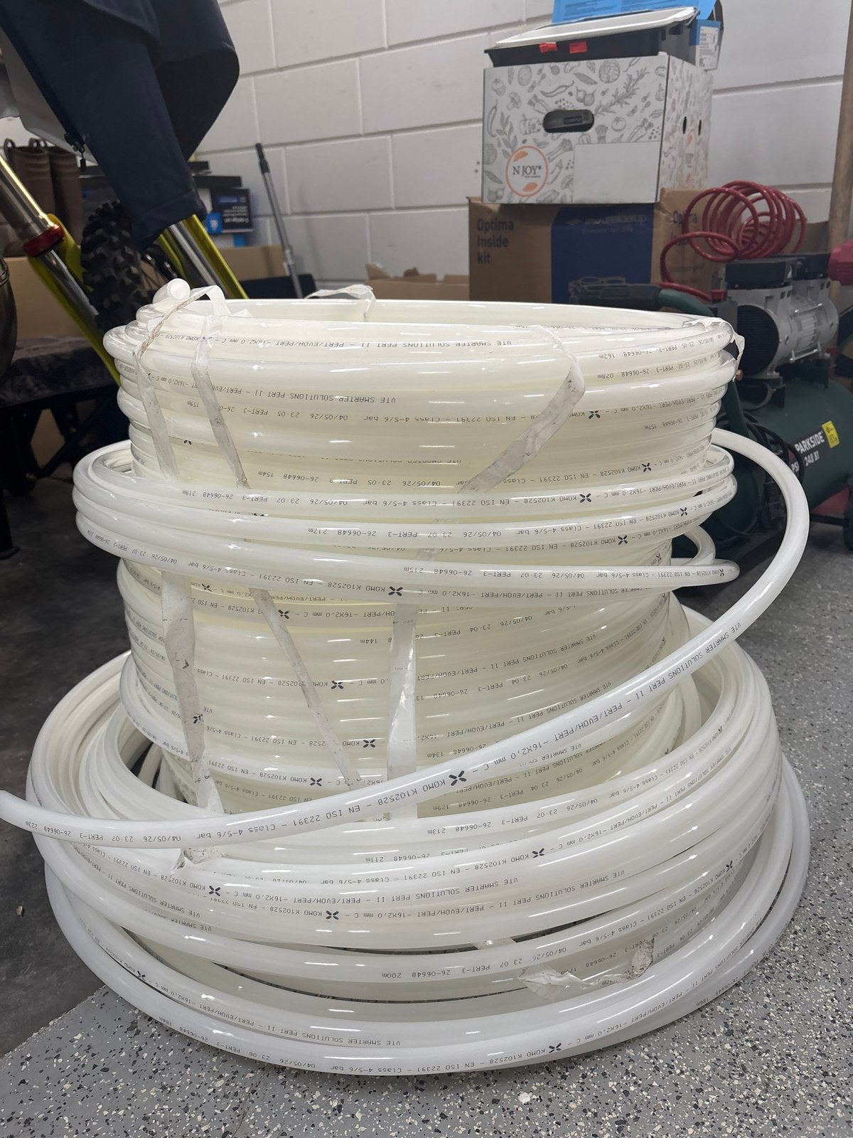 Nieuwe PERT buis voor vloerverwarming - 16x2 mm, Ophalen, Overige materialen, 6 meter of meer, Nieuw