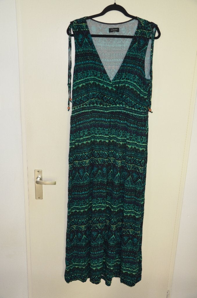 mooie nieuwe maxi jurk maat 48 Dresses, Maat 46/48 (XL) of groter, Ophalen of Verzenden, Zo goed als nieuw, Onder de knie