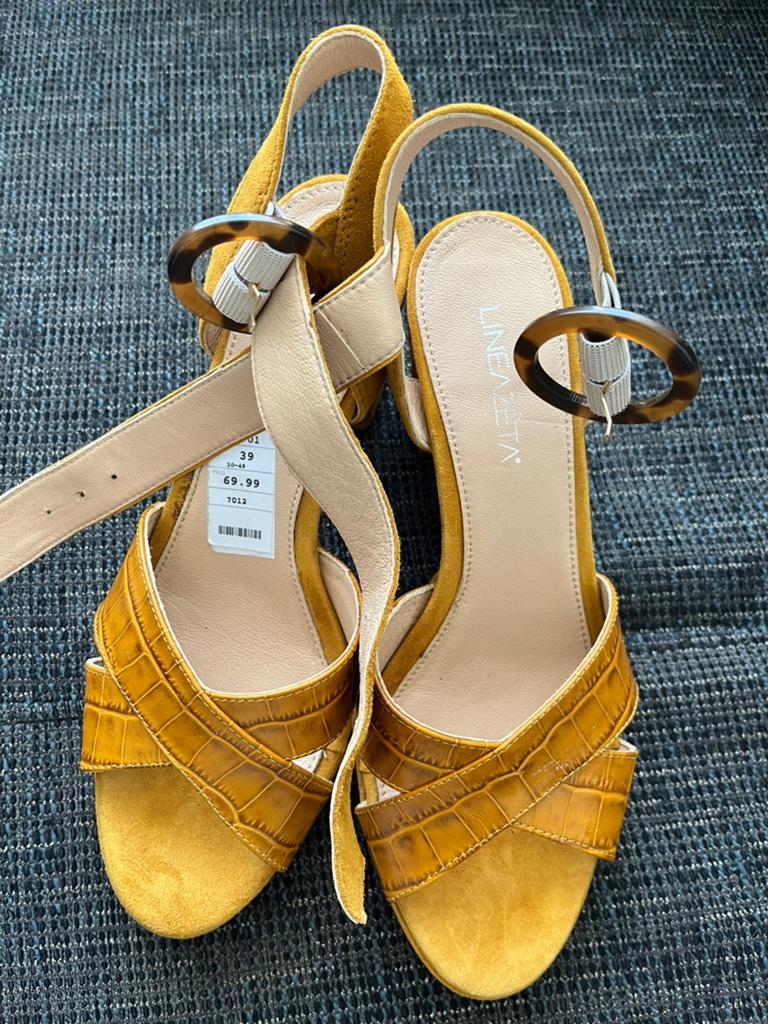 Linea Zeta nieuwe schoenen, Geel, Nieuw, Ophalen of Verzenden, Schoenen met hoge hakken
