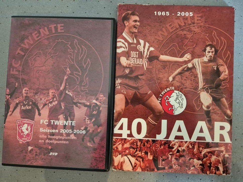 FC Twente DVD's: Seizoen 2005-2006 & 40 Jaar, Gebruikt, Alle leeftijden, Voetbal, Ophalen of Verzenden