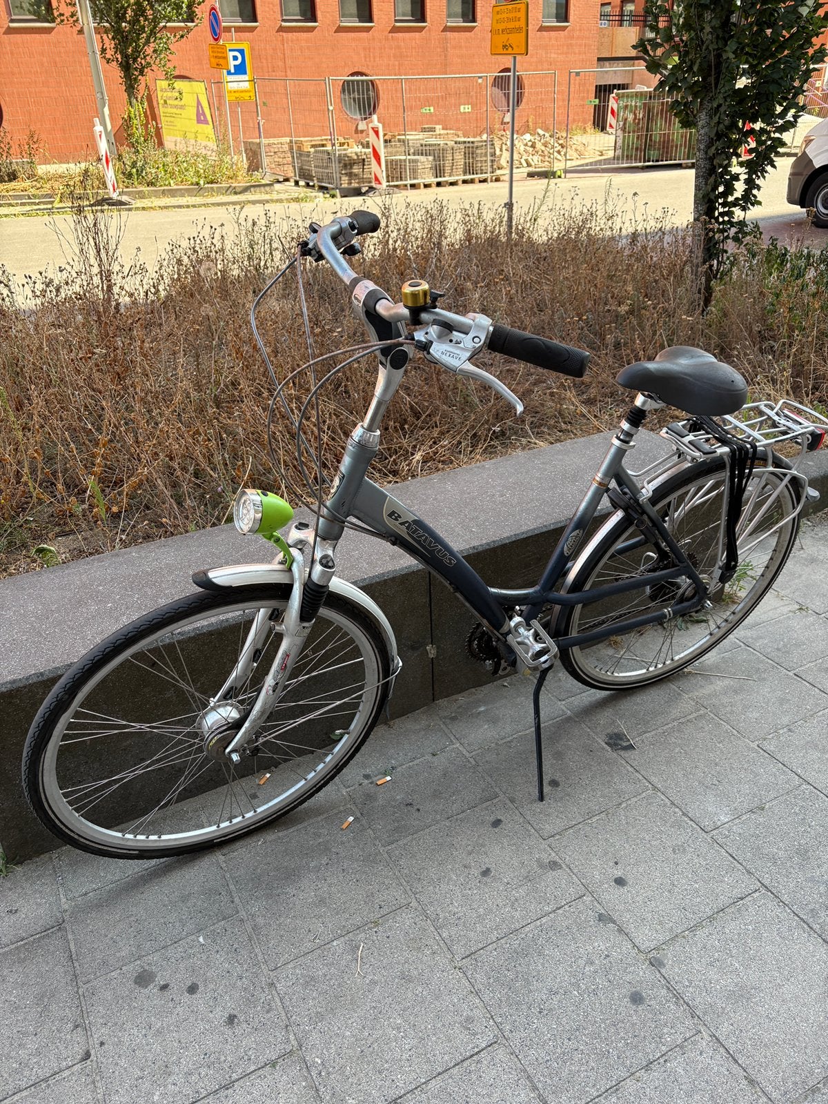 28 inch fiets 57cm, Fietsen en Brommers, 55 tot 59 cm, Ophalen of Verzenden, Zo goed als nieuw, Batavus