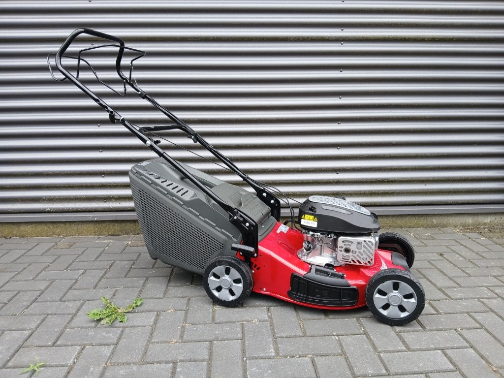 Castelgarden grasmachine zelfrijdend 46 cm, uitvoering 4 in1, Cirkelmaaier, Nieuw, Benzine-grasmaaier, 40 t/m 49 cm