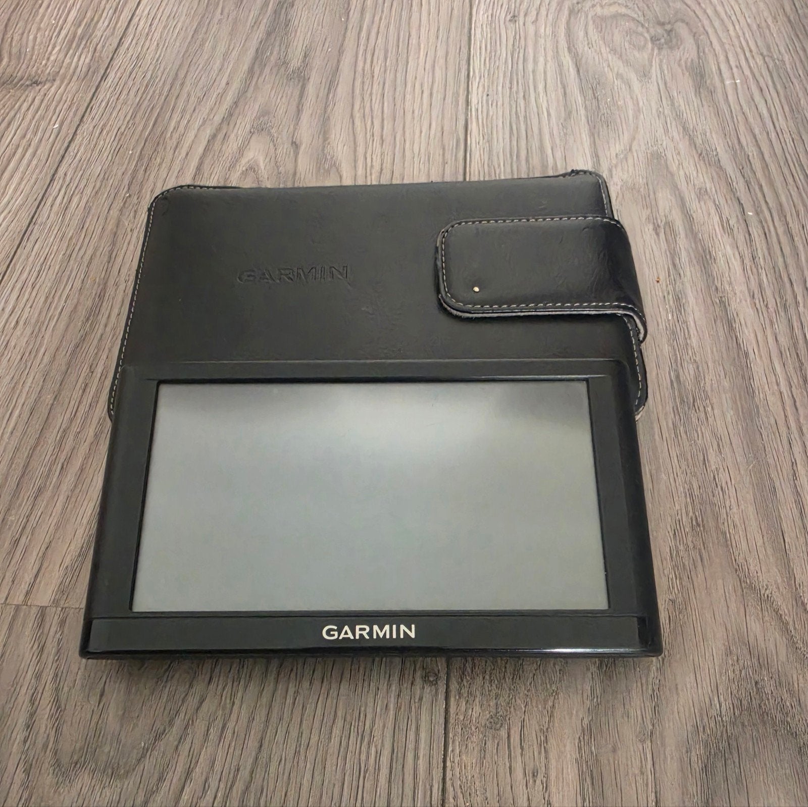 Garmin navigatiesysteem met hoes, Ophalen of Verzenden, Gebruikt