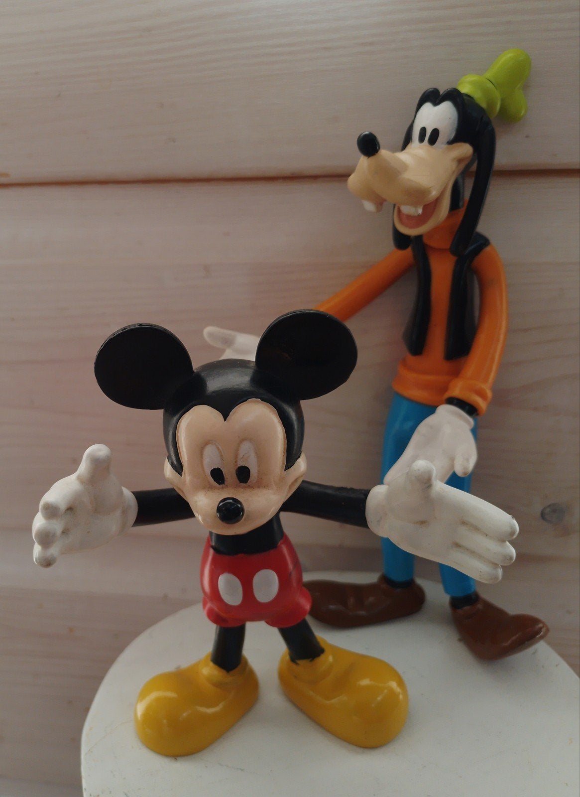 Disney Goofy en Mickey Mouse poppetjes - 18 cm en 15 cm, Ophalen of Verzenden, Goofy of Pluto, Gebruikt, Beeldje of Figuurtje