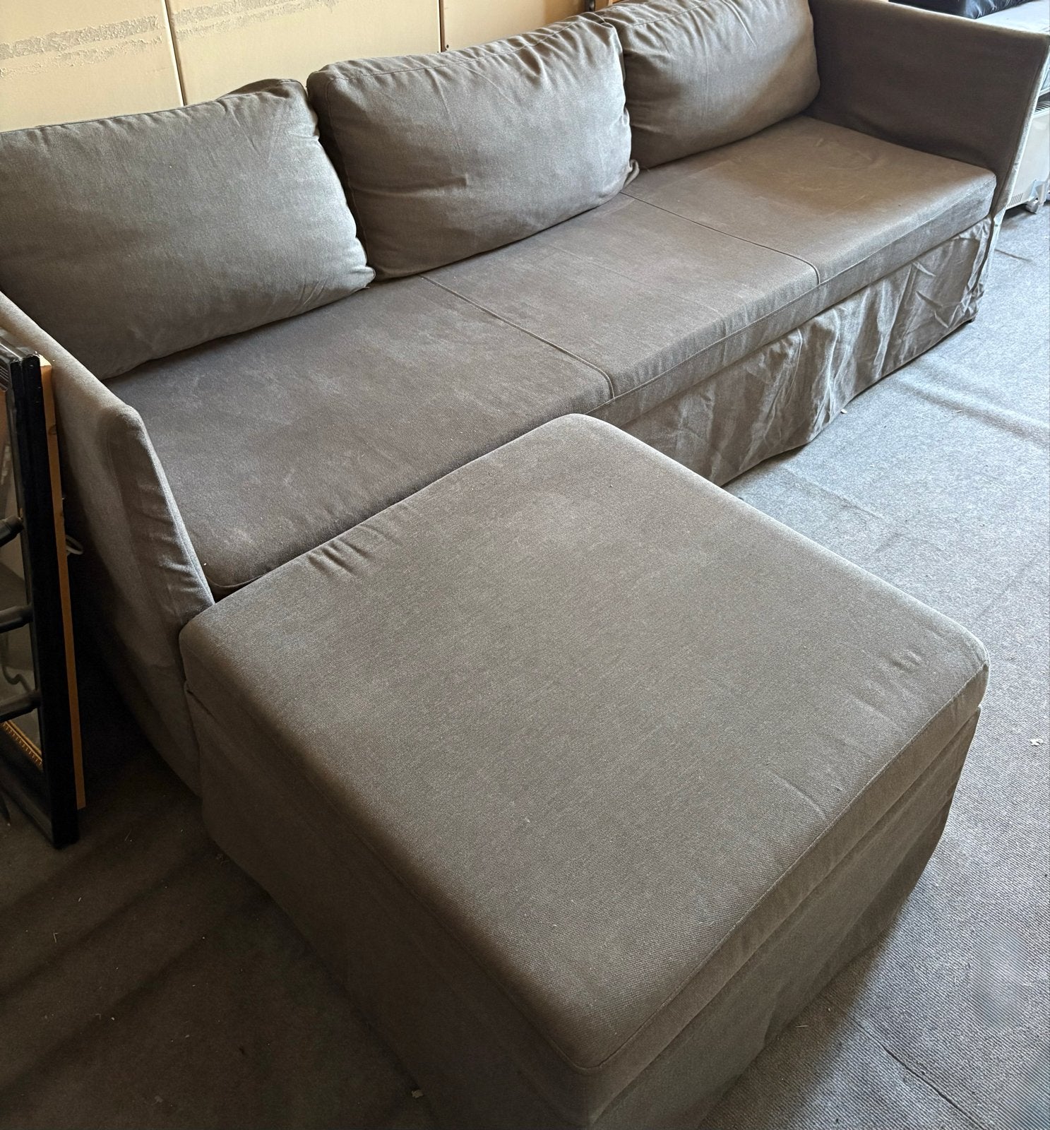 Grijze Ikea bank met verplaatsbaar verlengstuk, Ophalen, Gebruikt, Driepersoons, 75 tot 100 cm