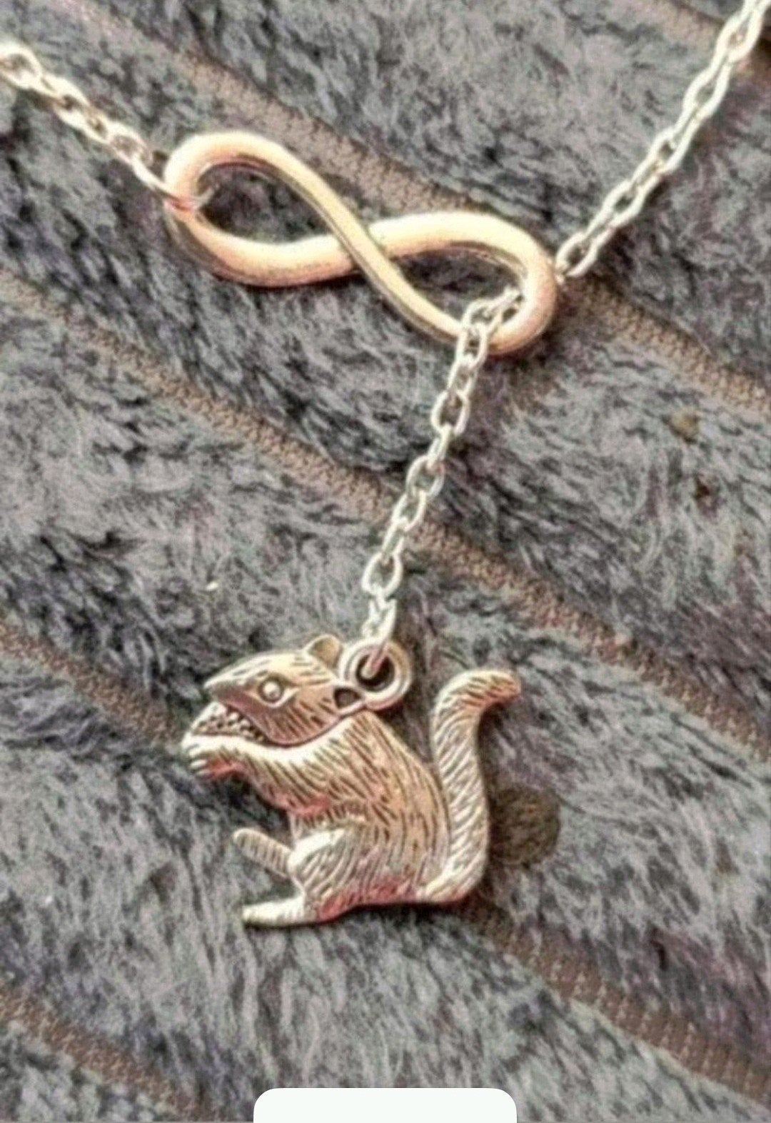 ketting Infiniti eekhoorn, Verzenden, Nieuw, Zilver, Met hanger