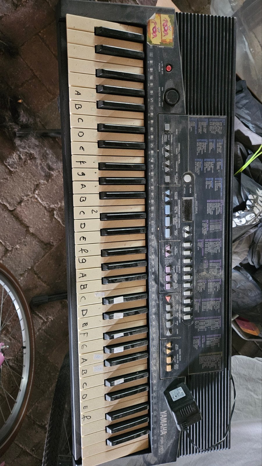 Yamaha psr-210, Ophalen, 61 toetsen, Yamaha, Met standaard