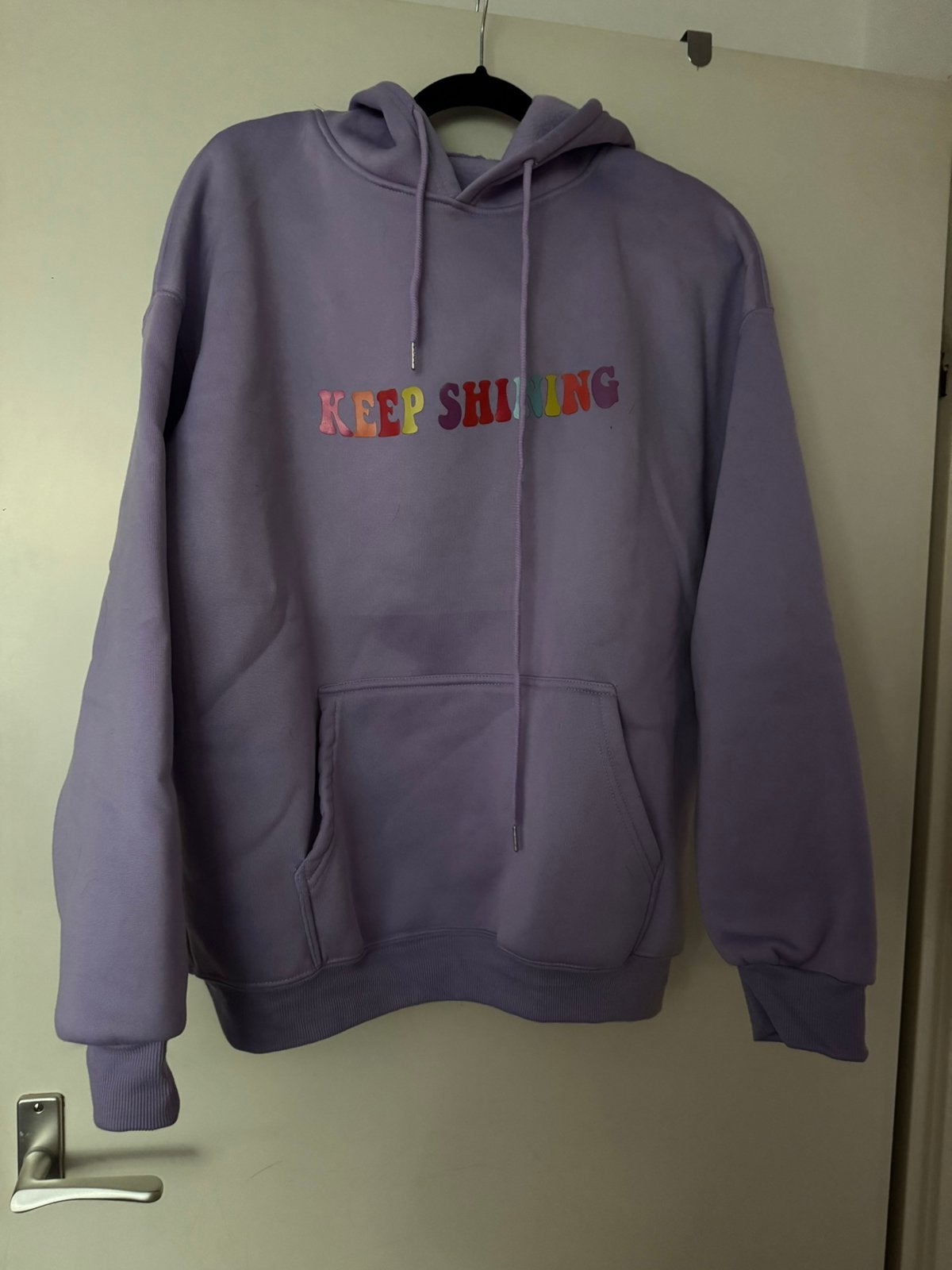 Hoodie met tekst, nieuw! Maat L., Kleding | Dames, Ophalen of Verzenden, Nieuw