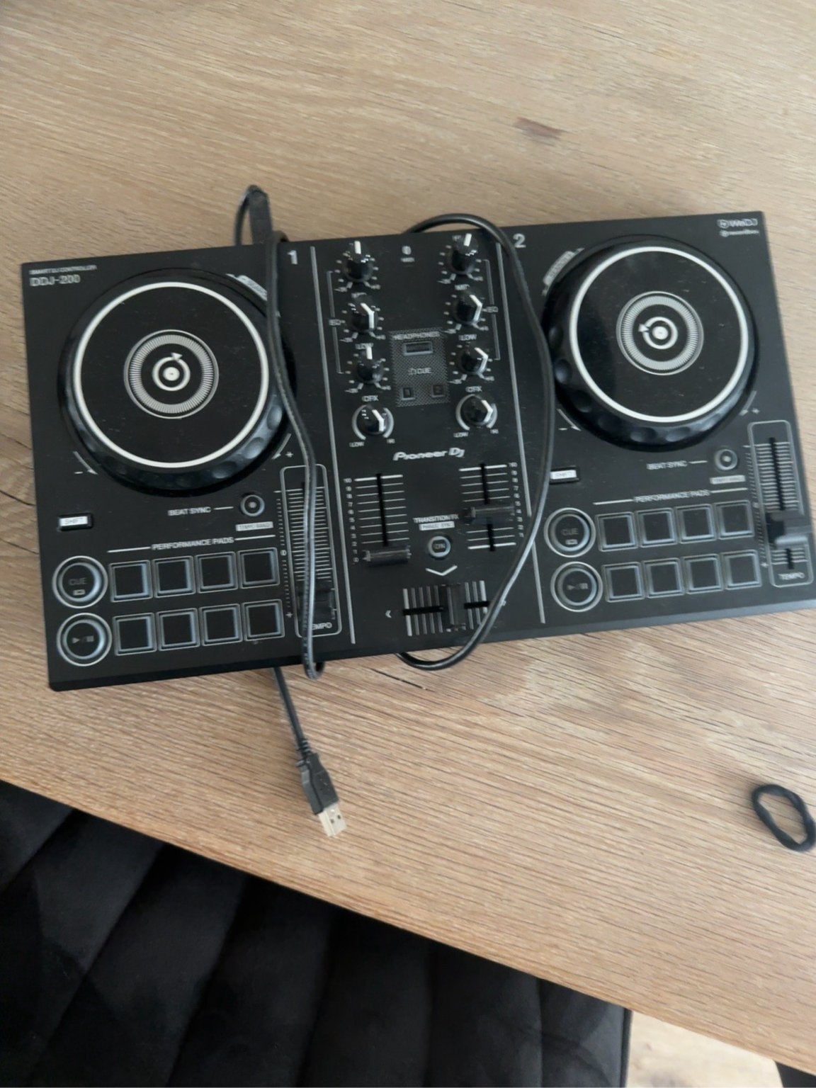 Pioneer DJ DDJ-200 DJ controller- nette staat, Muziek en Instrumenten, Dj-sets en Draaitafels, Ophalen of Verzenden, Zo goed als nieuw