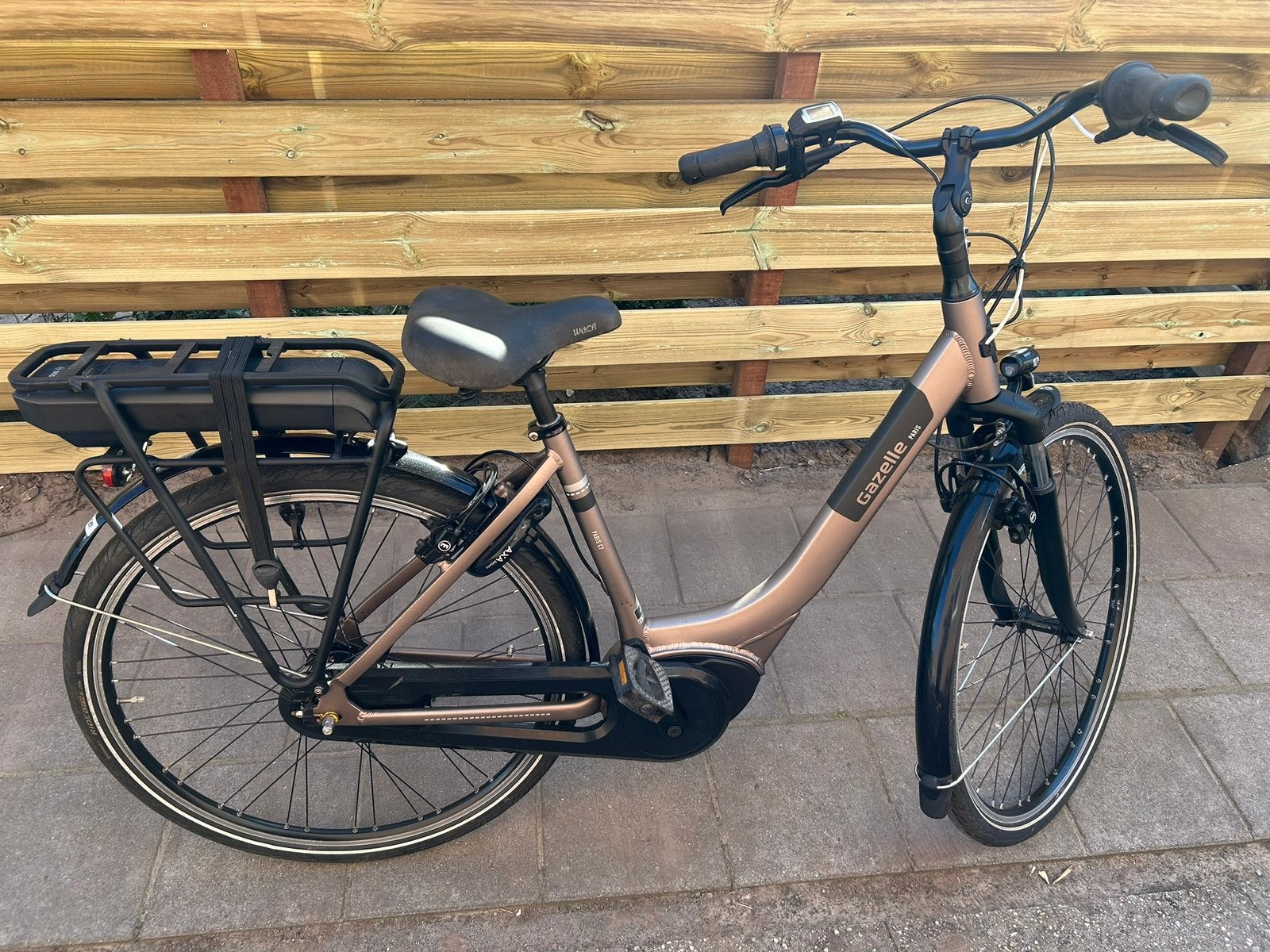 Zgan dames gazelle electriche fiets, nog geen 2000 km, Fietsen en Brommers, 47 tot 51 cm, Ophalen, Zo goed als nieuw, Gazelle