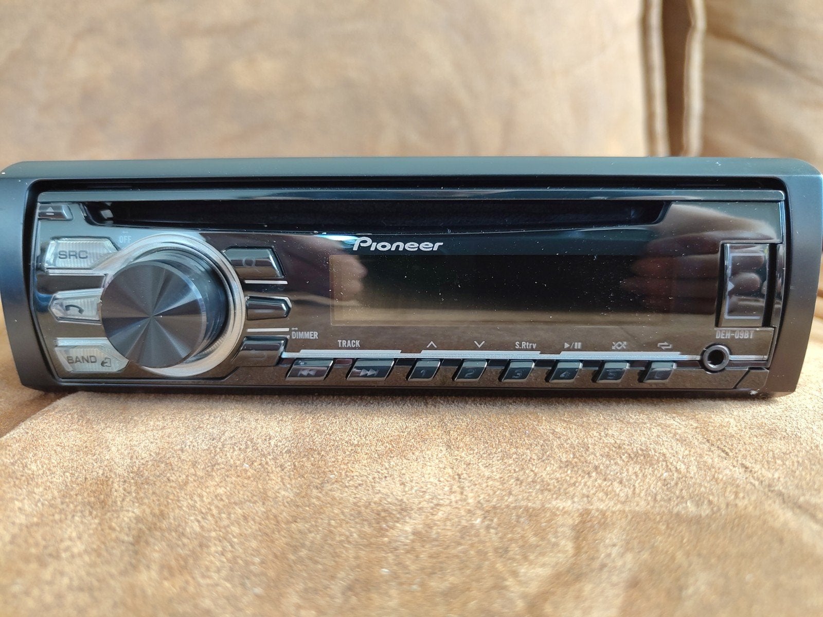 Pioneer DEH-09BT Autoradio met Bluetooth, Auto diversen, Autoradio's, Ophalen, Zo goed als nieuw