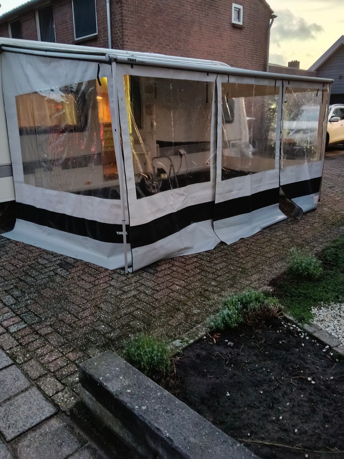 Thule voor en zijwanden, Ophalen of Verzenden, Gebruikt