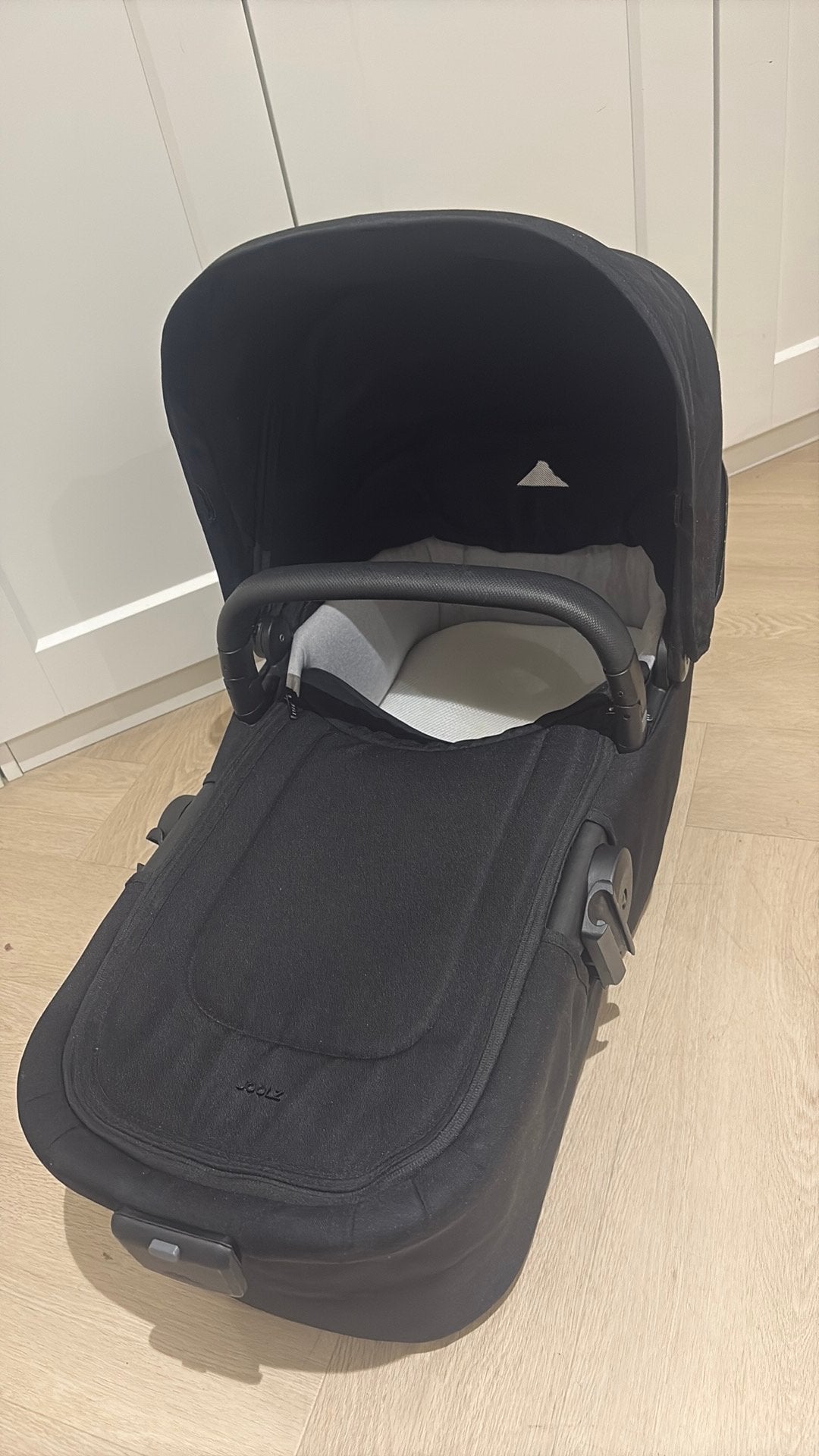Joolz Aer+ Reiswieg - Zwart, Kinderen en Baby's, Kinderwagens en Combinaties, Zo goed als nieuw, Met reiswieg, Ophalen, Kinderwagen