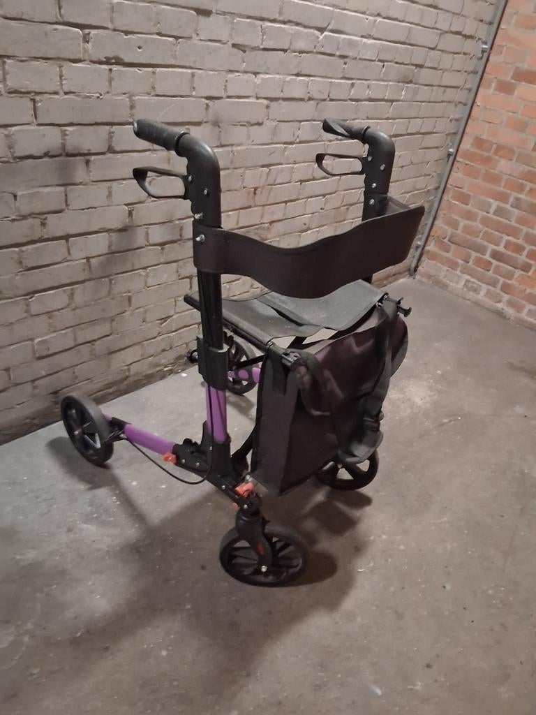 Te koop,Aidapt merk rollator, Diversen, Rollators, Ophalen