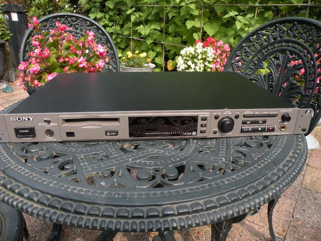 Sony MDS-E10 minidisc recorder, Audio, Tv en Foto, Ophalen, Minidisc-recorder