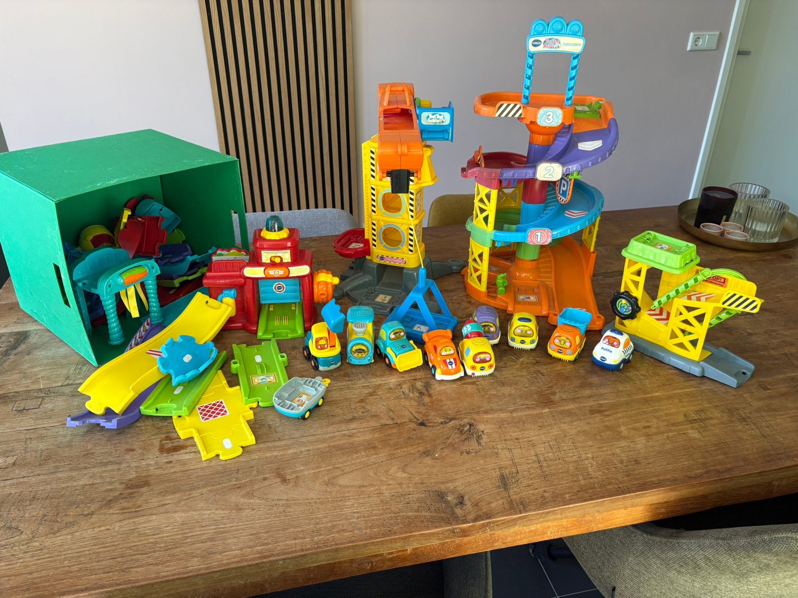 Complete Toet Toet Auto’s set – garage, banen & auto's, Kinderen en Baby's, Speelgoed | Vtech, Ophalen, Gebruikt