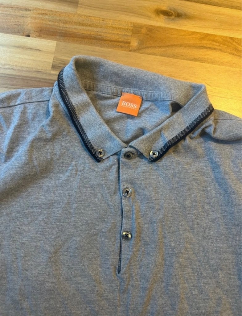 Grijze Hugo Boss polo maat L, Maat 52/54 (L), Verzenden, Zo goed als nieuw, Hugo Boss