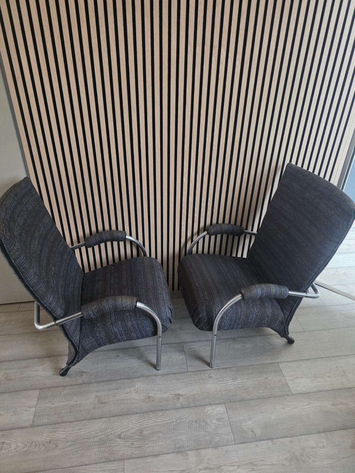 Set van 2 vintage designstoelen - Mies van der Rohe stijl, Huis en Inrichting, Fauteuils, Ophalen, Gebruikt, Minder dan 75 cm