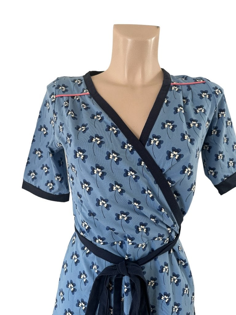 Tante Betsy jurk M, Maat 38/40 (M), Blauw, Ophalen of Verzenden, Zo goed als nieuw