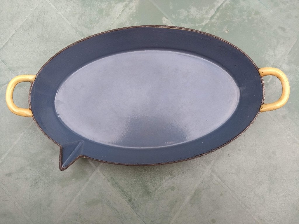 FE BELGIUM DESCOWARE mosterdgeel gietijzer ovenschaal Ø38 cm, Huis en Inrichting, Geschikt voor inductie, Le Creuset, Ophalen of Verzenden
